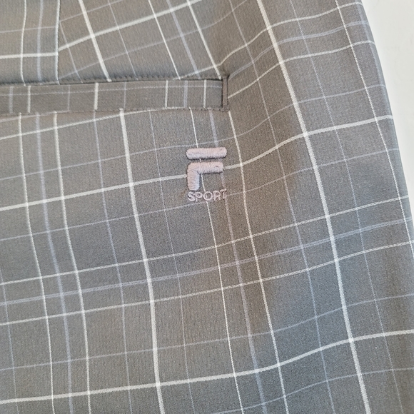 💕 Fila Sport Golf Black & Gray Plaid Shorts Men's Size 32 - Picture 2 of 11